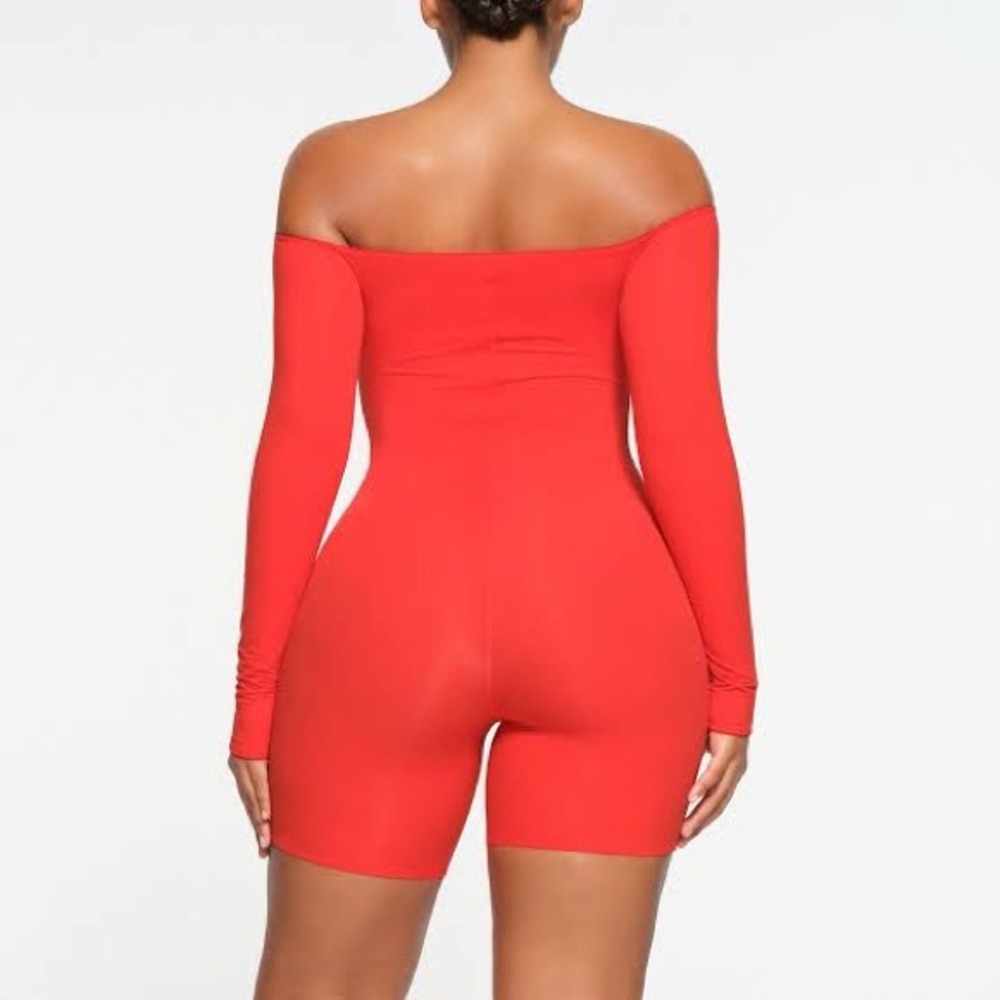 SKIMS red fits everybody onsie size 2X - Picture 2 of 9